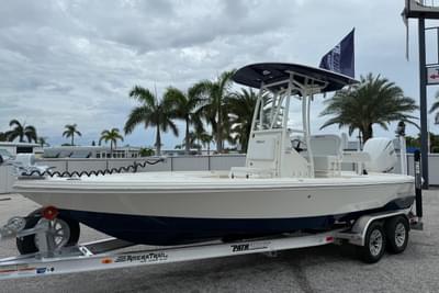 BOATZON | Pathfinder 2300 HPS 2026