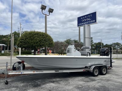 BOATZON | Pathfinder 2300 HPS 2026