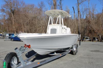 BOATZON | Pathfinder 2400 Open 2026