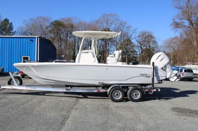 BOATZON | Pathfinder 2400 Open 2026