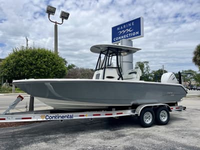BOATZON | Pathfinder 2400 Open 2026