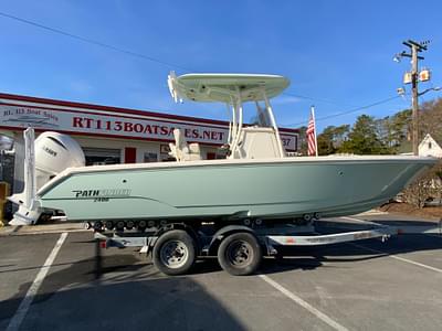 BOATZON | Pathfinder 2400 TRS 2025
