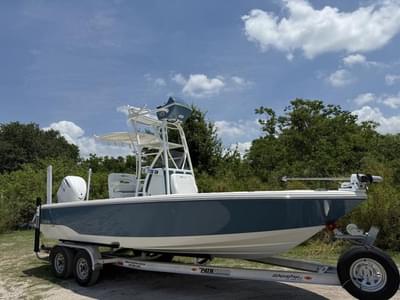 BOATZON | Pathfinder 2400 TRS 2025