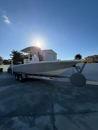 BOATZON | Pathfinder 2500 Hybrid 2017