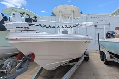 BOATZON | Pathfinder 2500 Hybrid 2021 BOATZON | Pathfinder 2500 Hybrid 2021