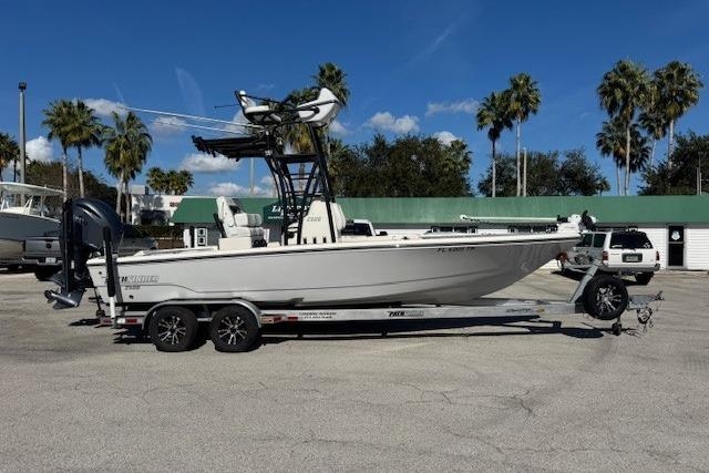 2023 Pathfinder 2500 Hybrid - Sold Boat