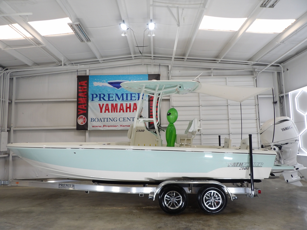 Pathfinder 2500 Hybrid 2025