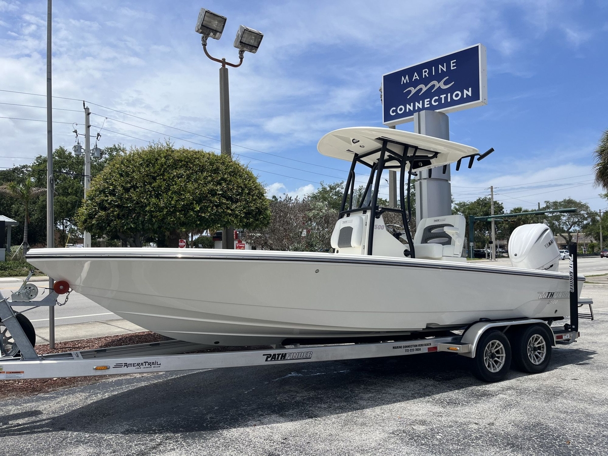 2026 Pathfinder 2500 Hybrid - Sold Boat