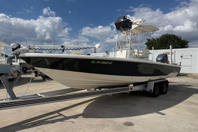 BOATZON | Pathfinder 2600 HPS 2015