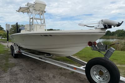 BOATZON | Pathfinder 2600 HPS 2016