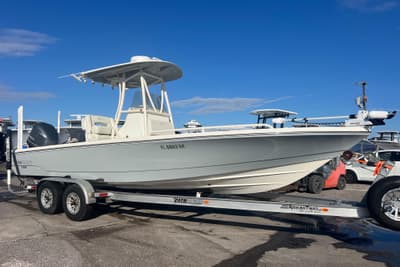 BOATZON | Pathfinder 2600 TRS 2017