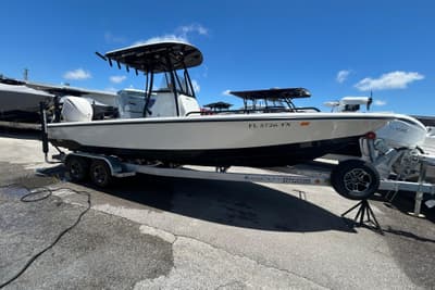 BOATZON | Pathfinder 2600 TRS 2022