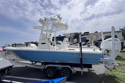 BOATZON | Pathfinder 2600 TRS 2024