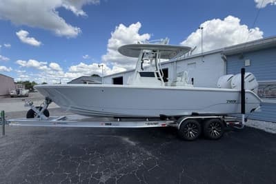 BOATZON | Pathfinder 2800 Hybrid 2027