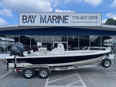 BOATZON | Pathfinder Boats 2200 TRS 2014