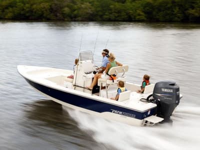 BOATZON | Pathfinder Boats 2200 TRS 2020