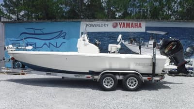 BOATZON | Pathfinder Boats 2300 HPS 2027