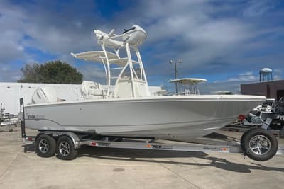 BOATZON | Pathfinder Boats 2400 Open 2026