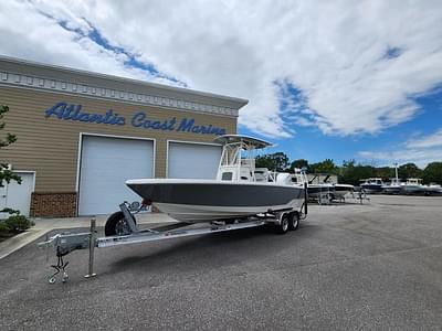 BOATZON | Pathfinder Boats 2400 TRS 2025