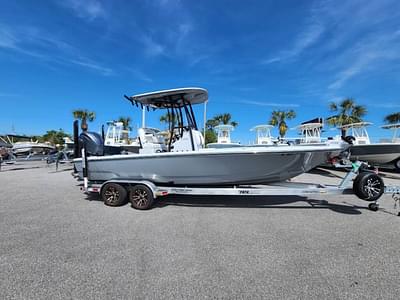 BOATZON | Pathfinder Boats 2500 Hybrid 2023
