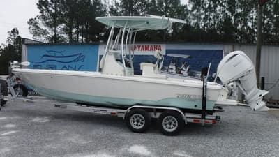 BOATZON | Pathfinder Boats 2500 Hybrid 2026