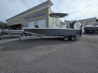BOATZON | Pathfinder Boats 2500 Hybrid 2026