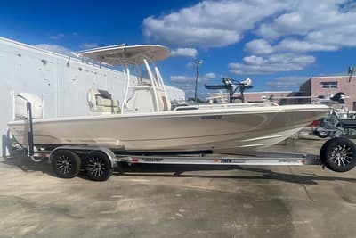 BOATZON | Pathfinder Boats 2600 TRS 2022