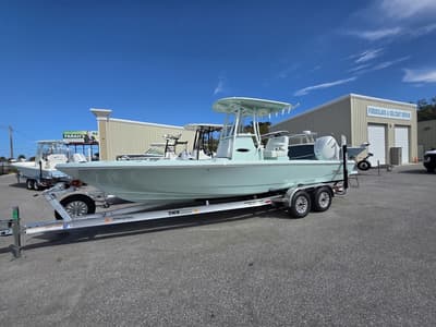 BOATZON | Pathfinder Boats 2600TRS 2026