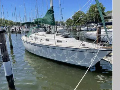 BOATZON | Pearson Sloop 1983