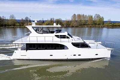 BOATZON | Pedigree Cat 525 Power Cat 2005 BOATZON | Pedigree Cat 525 Power Cat 2005