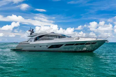 BOATZON | Pershing 8X 2019