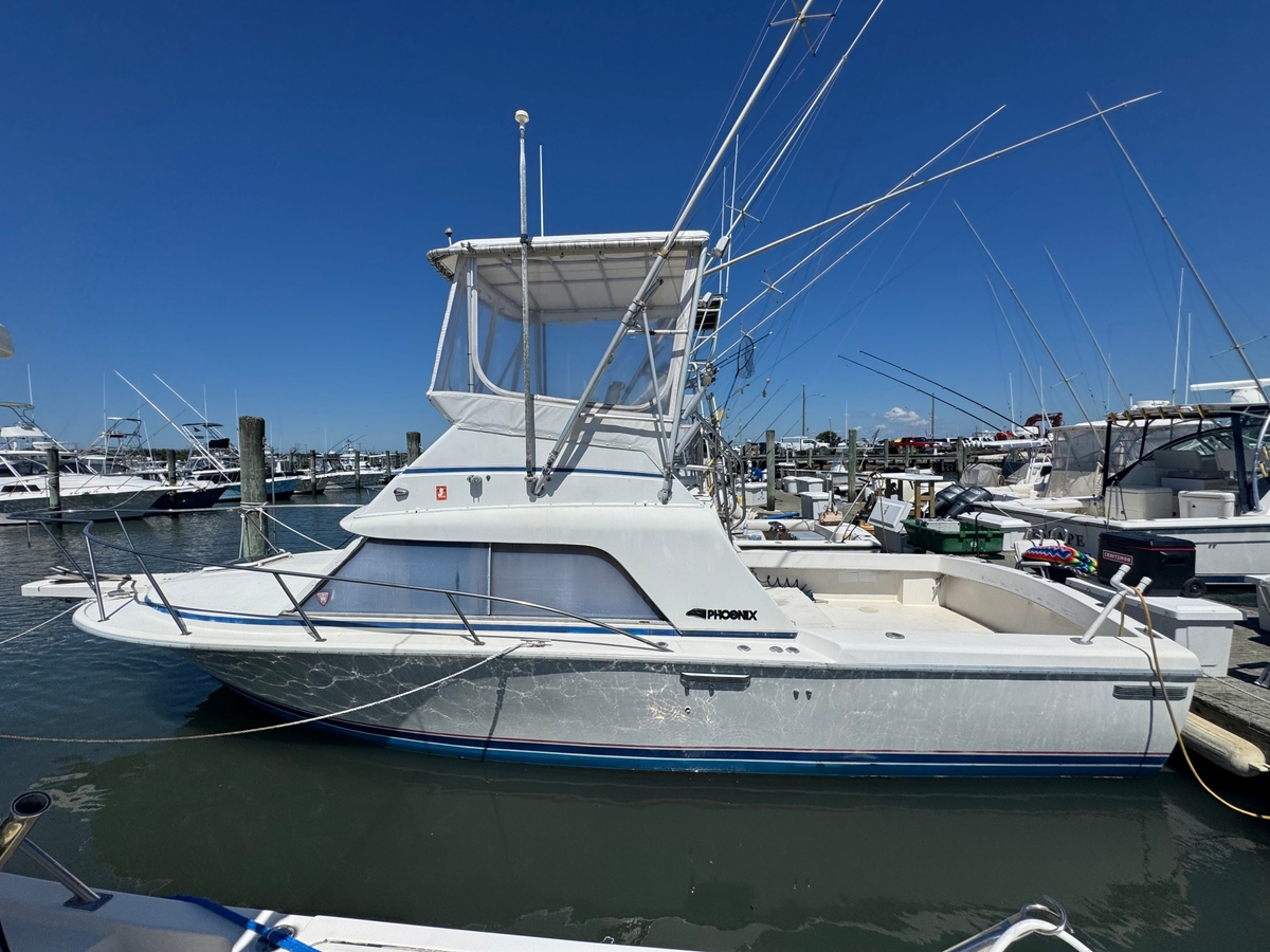 1987 Phoenix 29 Convertible - Sold Boat