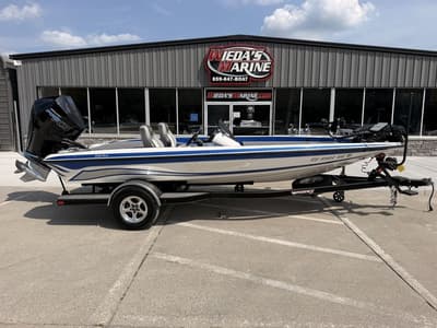 BOATZON | Phoenix 618 Pro 2017