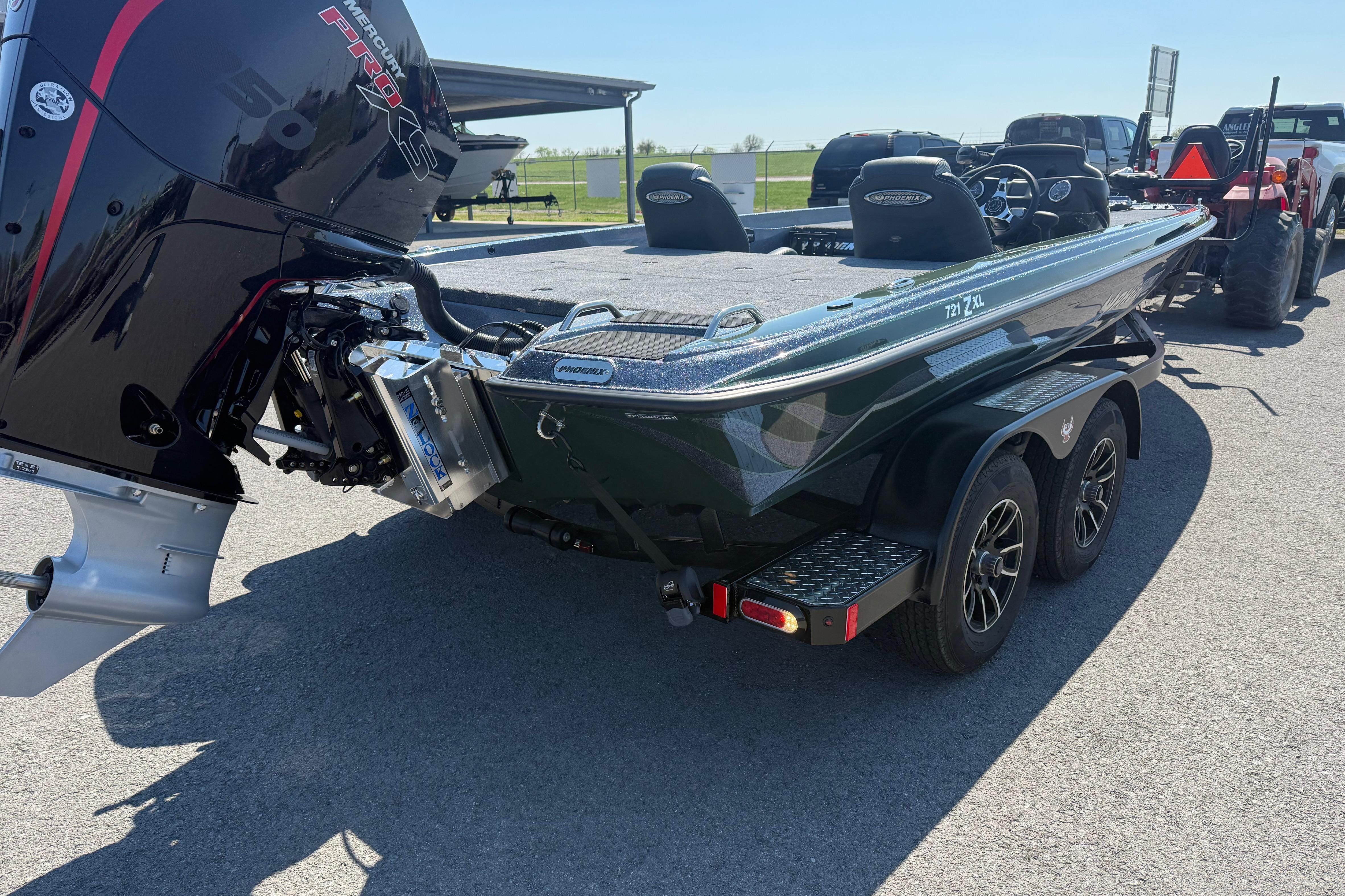 New Phoenix 721 ZXL 2026 for sale in Lancaster, Kentucky - Boatzon.com