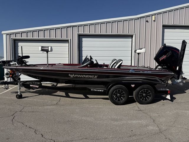 2026 Phoenix 721 ZXL - Sold Boat