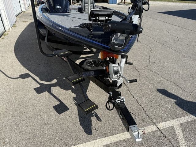New Phoenix 721 ZXL 2026 for sale in Skiatook, Oklahoma - Boatzon.com