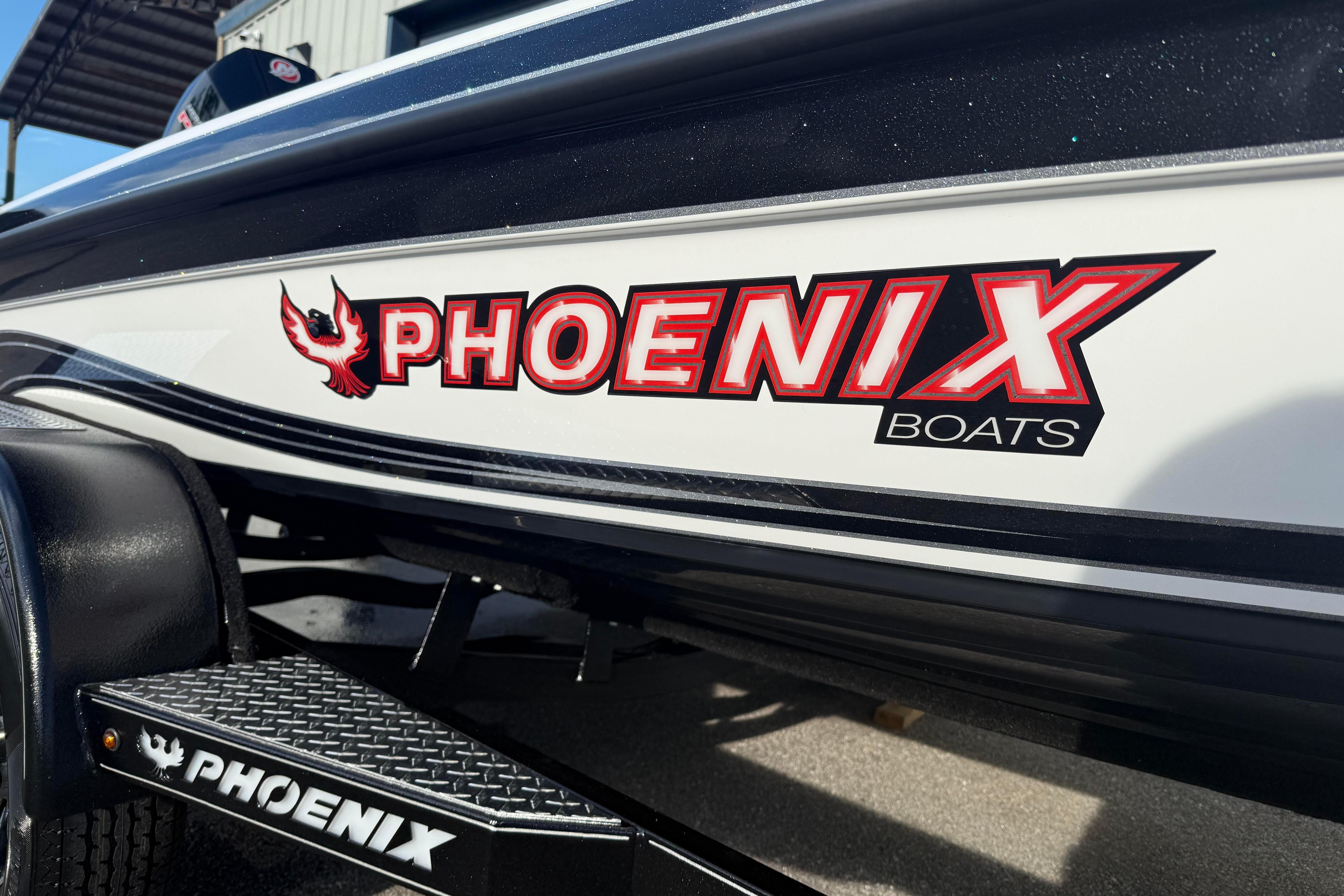 New Phoenix 721 ZXL 2027 for sale in St Cloud, Florida - Boatzon.com
