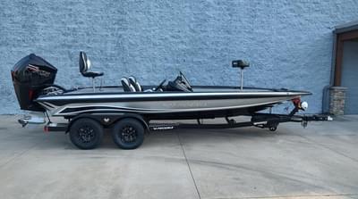 BOATZON | Phoenix 721zxl 2026