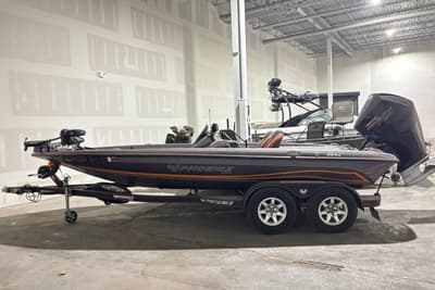 BOATZON | Phoenix 819 Pro 2021
