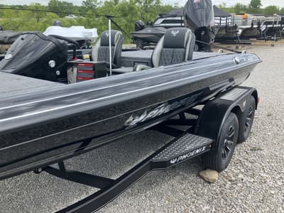 BOATZON | Phoenix 819 ZXL 2026