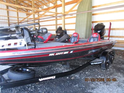 BOATZON | Phoenix Bass Boats 20 PHX 2019