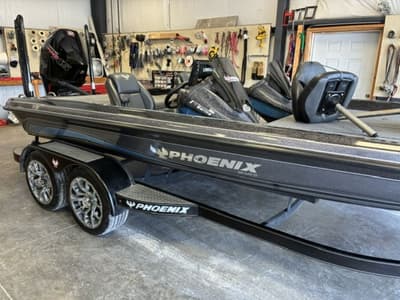 BOATZON | Phoenix Bass Boats 21 XE 2024