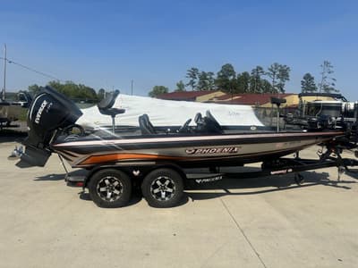 BOATZON | Phoenix Bass Boats 618 Pro 2018