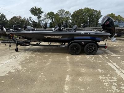 BOATZON | Phoenix Bass Boats 721 ZXL 2026