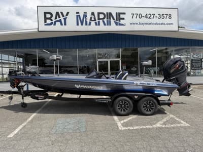 BOATZON | Phoenix Bass Boats 721ZXL 2026