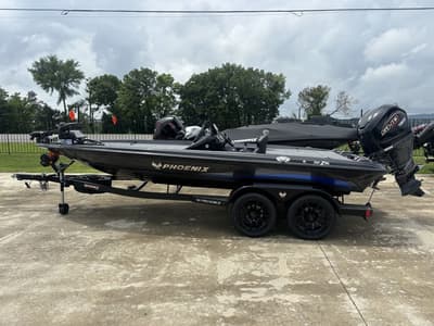 BOATZON | Phoenix Bass Boats 721ZXL 2027