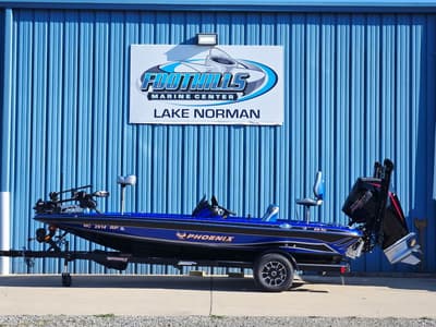 BOATZON | Phoenix Bass Boats 818Pro 2026
