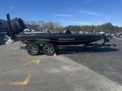 BOATZON | Phoenix Bass Boats 819 Pro 2022 BOATZON | Phoenix Bass Boats 819 Pro 2022