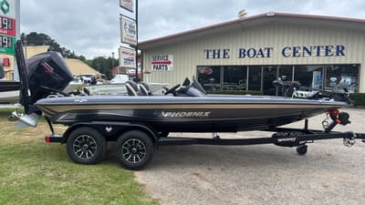 BOATZON | Phoenix Bass Boats 819ZXL 2026