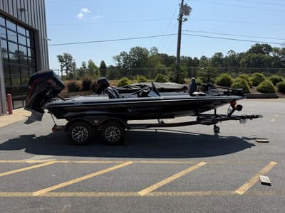 BOATZON | Phoenix Bass Boats 919ZXL 2027